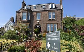 Arduthie Guest House 4*